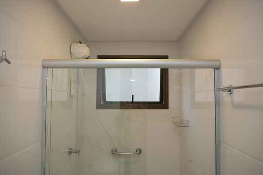 Apartamento à venda com 3 quartos, 129m² em Jardim Goiás, Goiânia