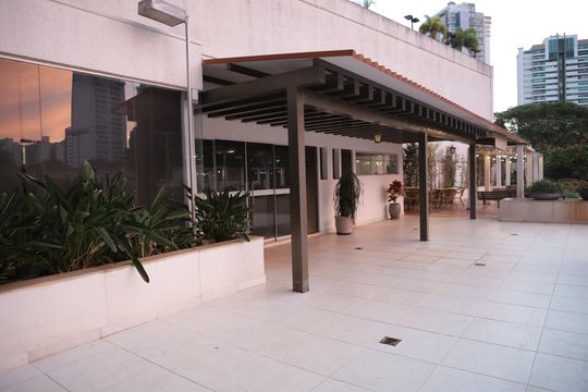 Apartamento à venda com 3 quartos, 129m² em Jardim Goiás, Goiânia