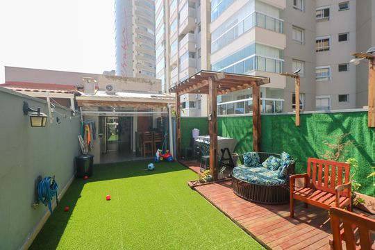 Quintal de apartamento para alugar com 4 quartos, 140m² em Vila Assunção, Santo André