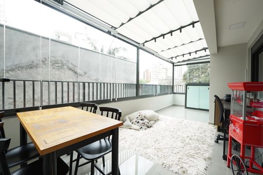 Varanda de apartamento à venda com 2 quartos, 55m² em Vila Mariana, São Paulo
