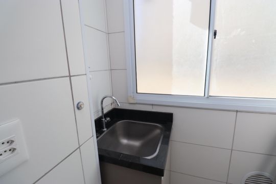 Área de Serviço de apartamento para alugar com 2 quartos, 45m² em Cassange, Salvador