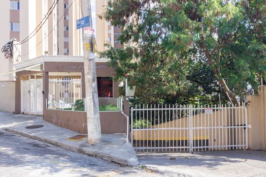 Fachada de apartamento à venda com 3 quartos, 62m² em Vila Pereira Barreto, São Paulo