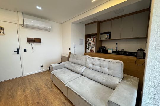 Sala de apartamento para alugar com 2 quartos, 50m² em Vila Osasco, Osasco