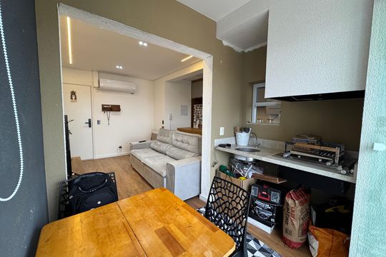 Varanda gourmet de apartamento para alugar com 2 quartos, 50m² em Vila Osasco, Osasco