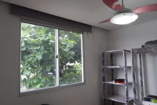 Quarto 2 de apartamento para alugar com 2 quartos, 50m² em Guaratiba, Rio de Janeiro