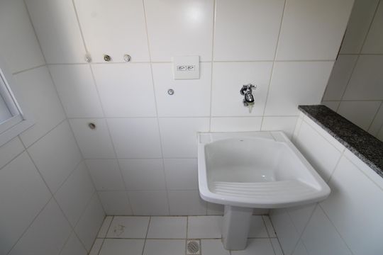 Área de Serviço de apartamento para alugar com 2 quartos, 57m² em Conjunto Residencial Flamboyant, São José dos Campos