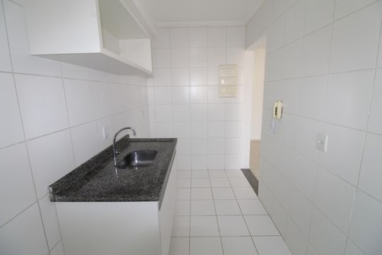 Cozinha de apartamento para alugar com 2 quartos, 57m² em Conjunto Residencial Flamboyant, São José dos Campos