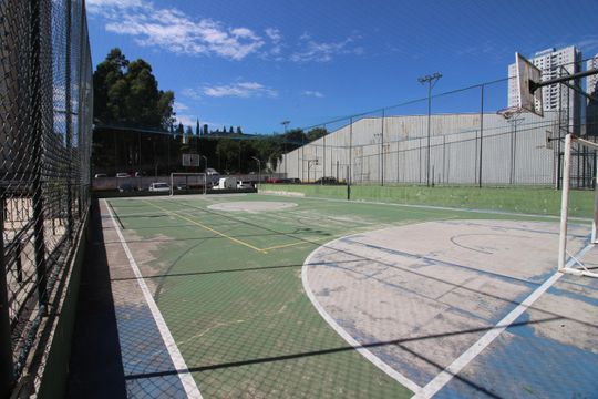 Área comum - Quadra de apartamento à venda com 2 quartos, 52m² em São Pedro, Osasco