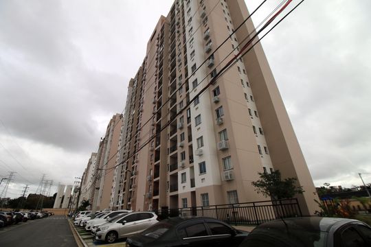 Fachada do bloco de apartamento para alugar com 1 quarto, 33m² em Vista Alegre, Rio de Janeiro
