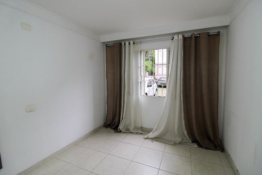 Quarto 1 de apartamento à venda com 2 quartos, 68m² em Jardim Arpoador, São Paulo