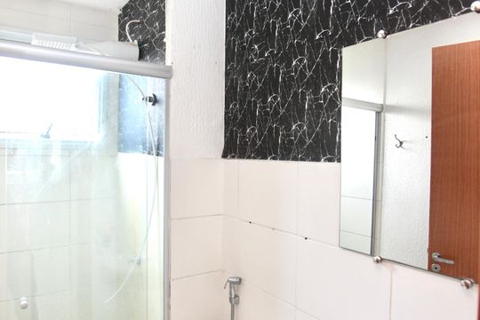 Banheiro Social de apartamento para alugar com 2 quartos, 42m² em Chácaras Califórnia, Contagem