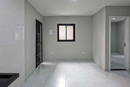 Apartamento para alugar com 2 quartos, 42m² em Vila Cruz das Almas, São Paulo