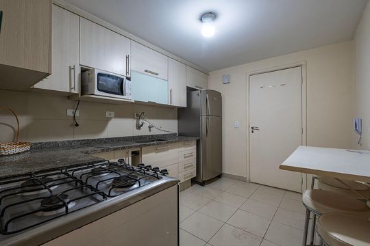 Cozinha de apartamento para alugar com 3 quartos, 82m² em Pinheiros, São Paulo