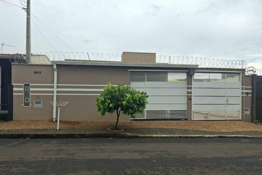 Casa à venda com 2 quartos, 300m² em Nova Americana, Americana