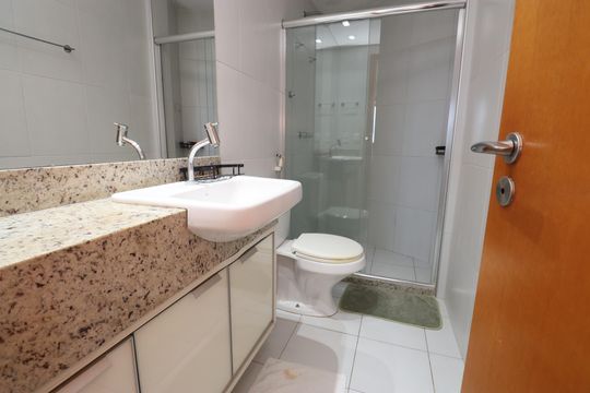 Suíte 2 de apartamento para alugar com 2 quartos, 86m² em Caminho das Árvores, Salvador
