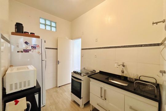 Cozinha de apartamento para alugar com 2 quartos, 70m² em Botafogo, Rio de Janeiro