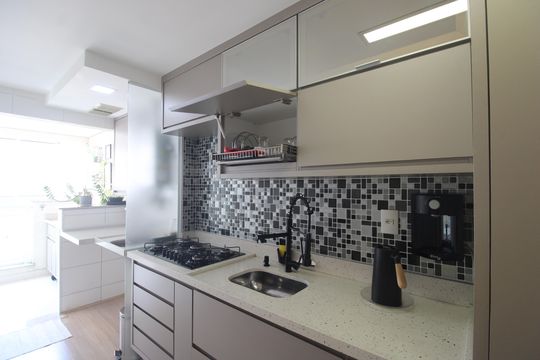 Cozinha de apartamento para alugar com 2 quartos, 74m² em Pechincha, Rio de Janeiro