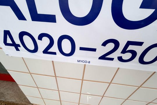 Placa de apartamento para alugar com 3 quartos, 145m² em Shcgn, Brasília