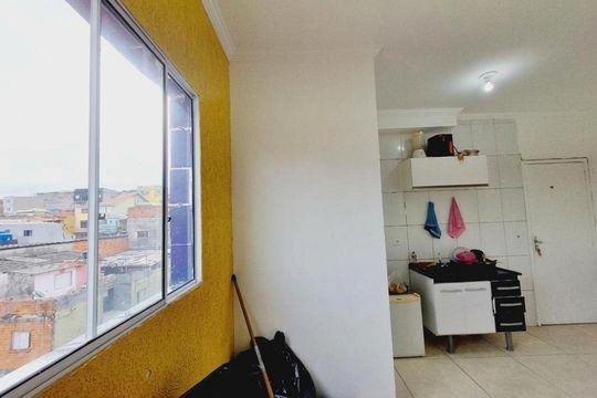 Sala/Cozinha de apartamento para alugar com 2 quartos, 43m² em Jardim Ouro Preto, São Paulo