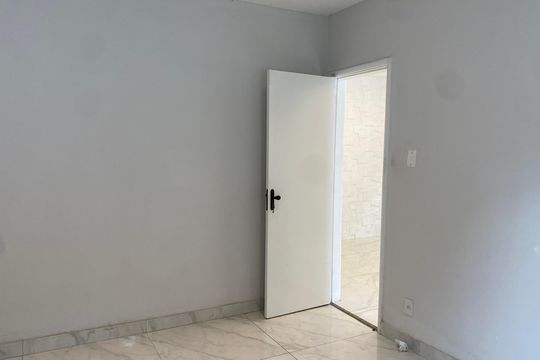 Quarto de casa à venda com 3 quartos, 150m² em Jardim Sulacap, Rio de Janeiro
