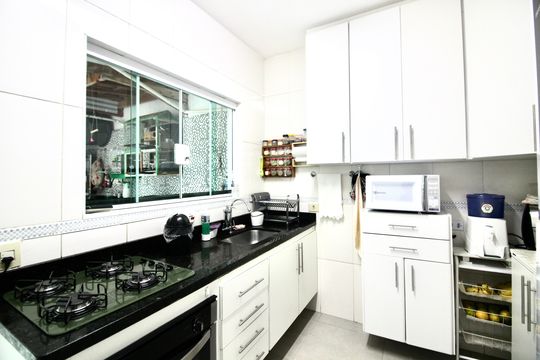 Cozinha - Armários de casa à venda com 3 quartos, 140m² em Artur Alvim, São Paulo