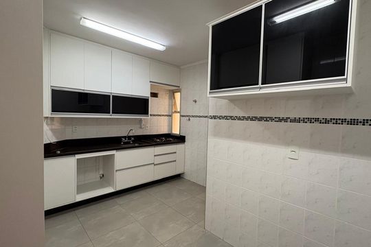 Cozinha de apartamento à venda com 3 quartos, 98m² em Chácara Primavera, Campinas