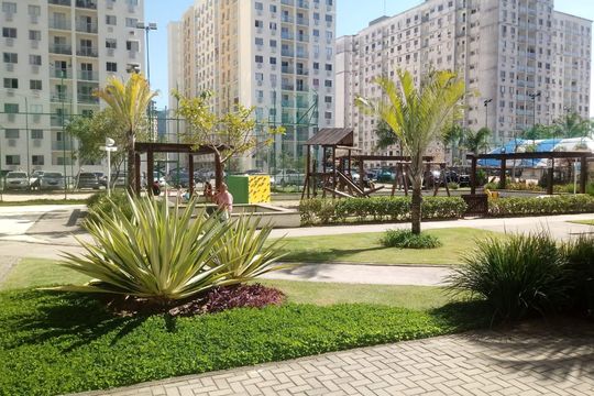 Área externa de apartamento à venda com 2 quartos, 51m² em Jacarepaguá, Rio de Janeiro