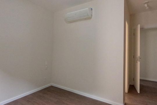 Suíte de apartamento para alugar com 2 quartos, 84m² em Marapé, Santos