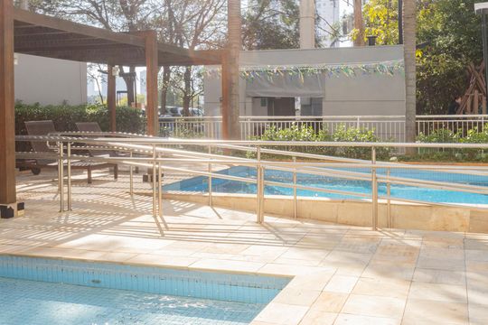 Área comum - Piscina de apartamento para alugar com 3 quartos, 75m² em Jardim Prudência, São Paulo