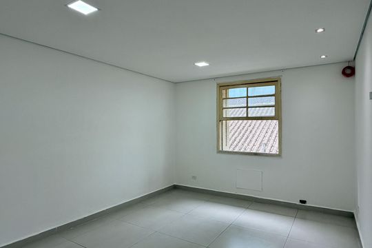 Kitnet/Studio para alugar com 1 quarto, 28m² em José Menino, Santos