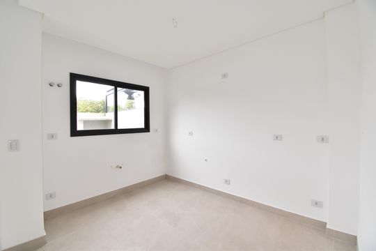 Sala/Cozinha de casa à venda com 3 quartos, 136m² em Cajuru, Curitiba