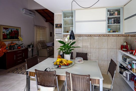 Cozinha de casa de condomínio à venda com 4 quartos, 1500m² em Terras de Itaici, Indaiatuba