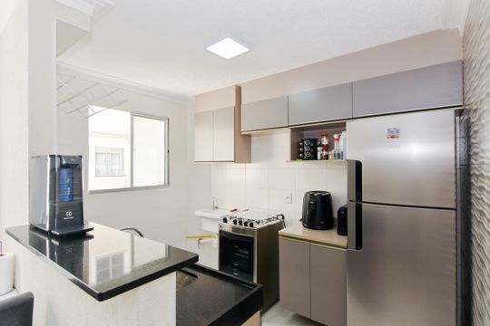 Cozinha de apartamento para alugar com 2 quartos, 42m² em Água Chata, Guarulhos