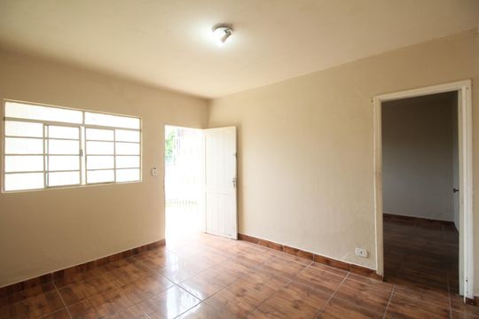 Casa para alugar com 1 quarto, 50m² em Campo Limpo, São Paulo