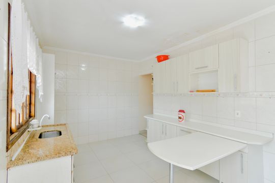 Cozinha de casa para alugar com 2 quartos, 74m² em Parque Continental, Guarulhos