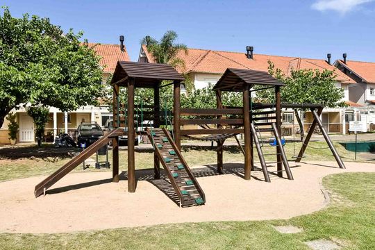 Área comum - Playground de casa de condomínio para alugar com 3 quartos, 157m² em Sarandi, Porto Alegre
