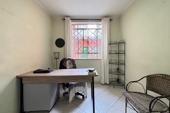Antesala de casa à venda com 2 quartos, 154m² em Pinheiros, São Paulo