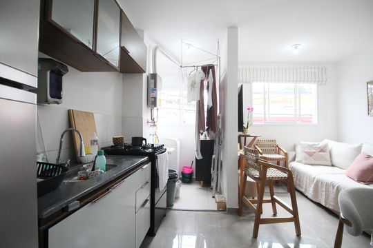Cozinha de apartamento para alugar com 2 quartos, 40m² em Jardim Maria Duarte, São Paulo