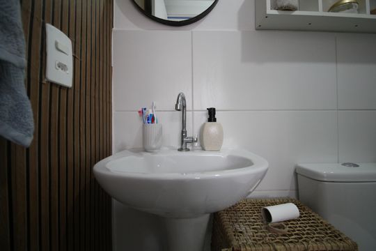 Banheiro de apartamento para alugar com 2 quartos, 40m² em Jardim Maria Duarte, São Paulo