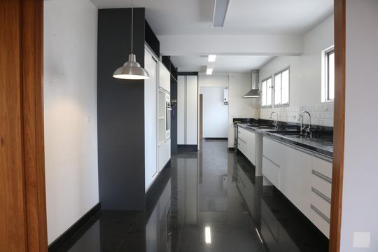 Cozinha de apartamento para alugar com 5 quartos, 320m² em Perdizes, São Paulo