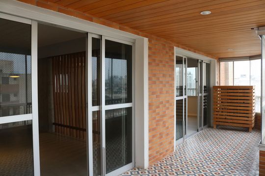 Varanda da Sala de apartamento para alugar com 5 quartos, 320m² em Perdizes, São Paulo
