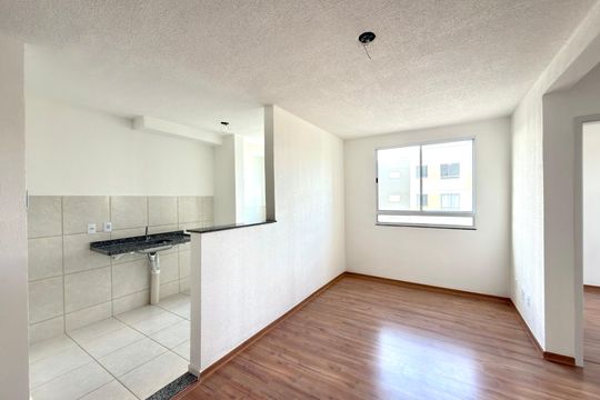Sala de apartamento para alugar com 2 quartos, 45m² em Bairro da Glória, Contagem