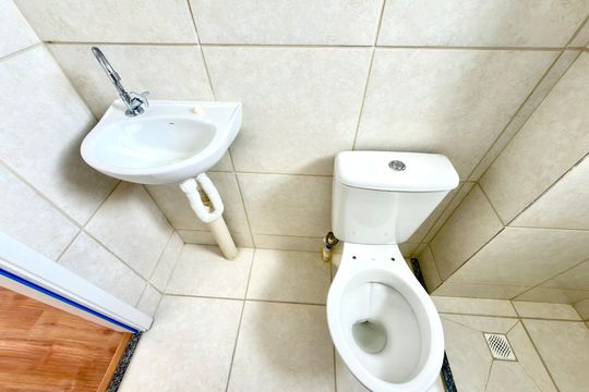 Banheiro Social de apartamento para alugar com 2 quartos, 45m² em Bairro da Glória, Contagem