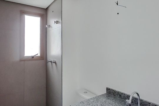 Banheiro de kitnet/studio à venda com 1 quarto, 35m² em Vila Mariana, São Paulo