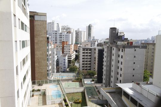 Vista de apartamento para alugar com 3 quartos, 90m² em Buritis, Belo Horizonte