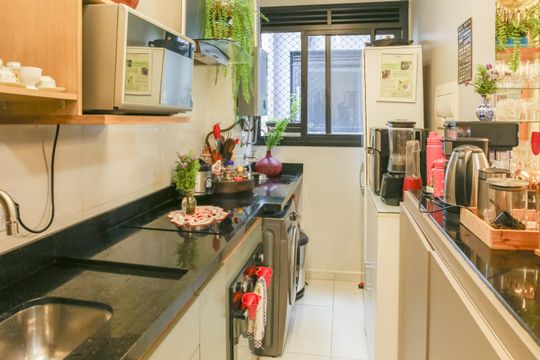 Cozinha e Área de Serviço de apartamento para alugar com 2 quartos, 51m² em Vila Leopoldina, São Paulo