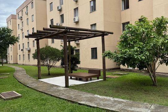 Área externa de apartamento à venda com 2 quartos, 38m² em Jardim Dona Leopoldina, Porto Alegre