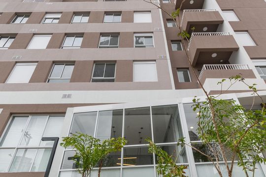 Fachada de apartamento para alugar com 2 quartos, 44m² em Vila Guarani, São Paulo