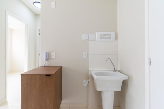 Área de Serviço de apartamento para alugar com 2 quartos, 44m² em Vila Guarani, São Paulo