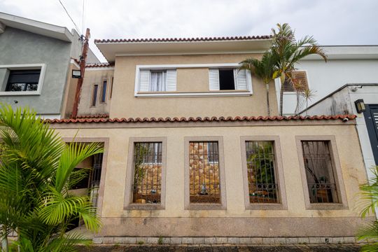 Casa para alugar com 4 quartos, 340m² em Indianópolis, São Paulo